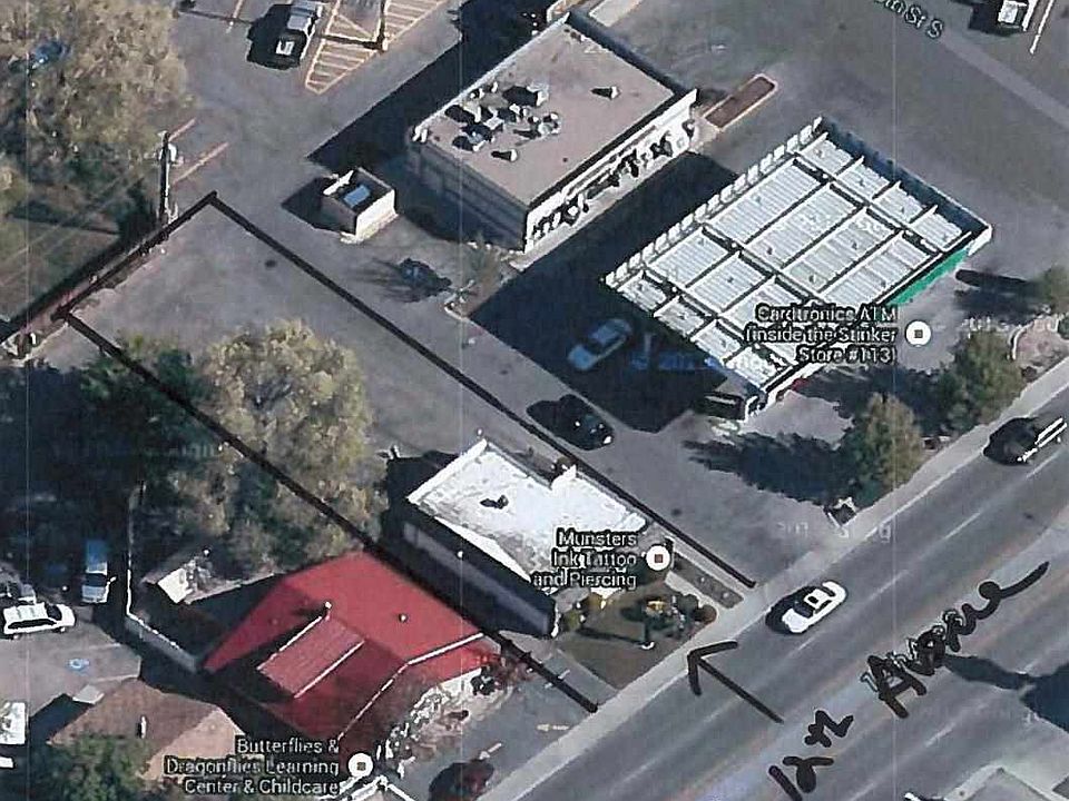 1st image of 811 12th Ave S