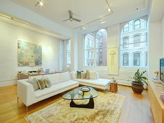 Rented by Sotheby's International Realty | media 19