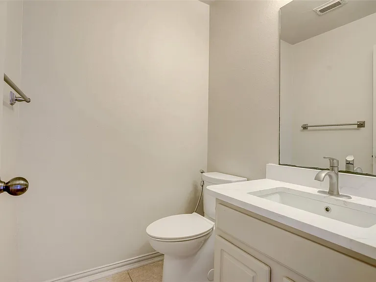 10006 Autumn Lake Trl — Photo 15