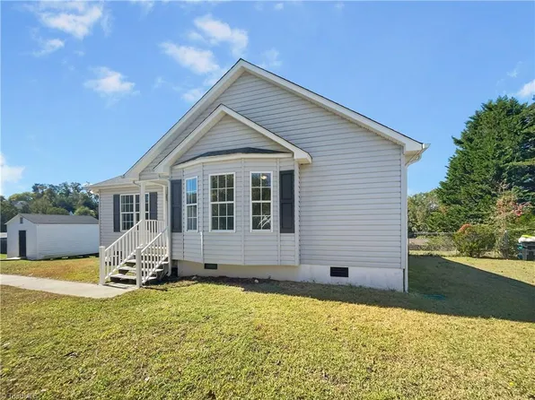 120 Cloverfield Ct, Winston Salem, NC 27127