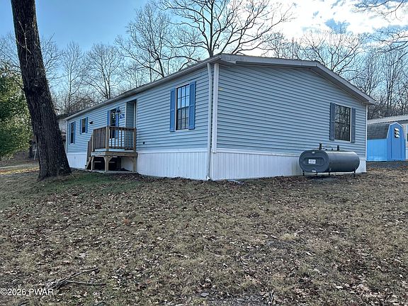 3rd image of 7 Sky View Dr