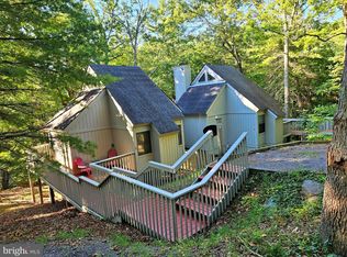 322 Spitz Ln #84B, Basye, VA 22810