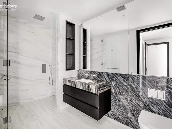 125 Greenwich Street image 12 of 23