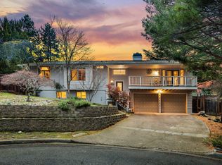 1482 Lilac Cir, Ashland, OR 97520