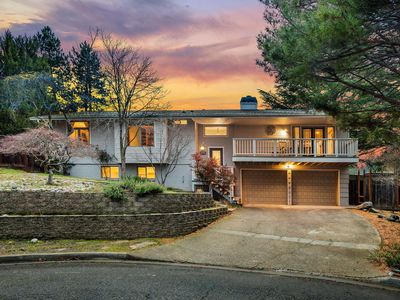 1482 Lilac Cir, Ashland, OR, 97520