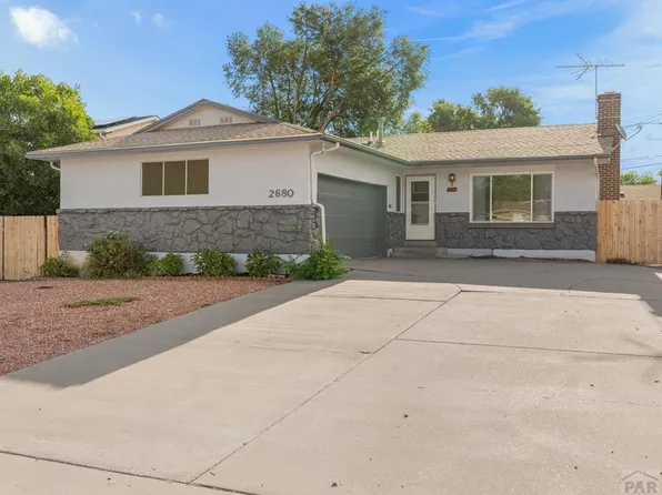 2680 Elmwood Cir, Pueblo, CO 81005