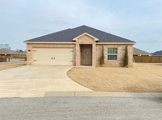 1198 Bullrush Cir, Calera, OK 74730