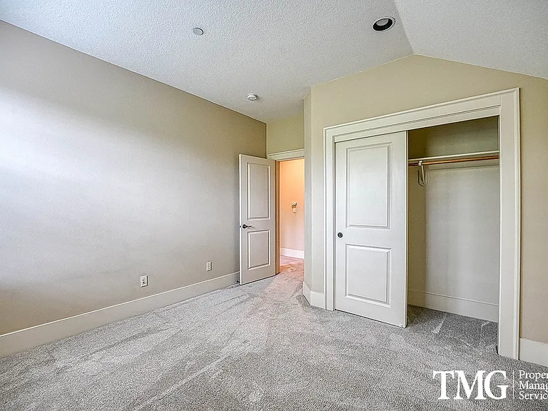10424 SW Windwood Way — Photo 40