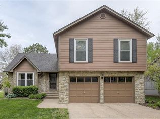 1828 E 153rd Ter, Olathe, KS 66062