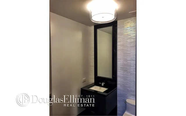 Rented by Douglas Elliman | media 35