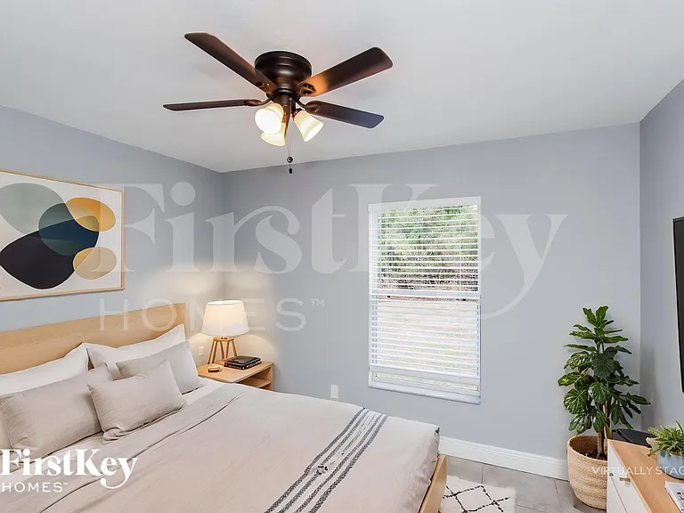 721 Carlyle Ave SE — Photo 14