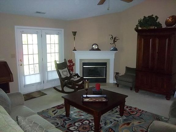 3rd image of 13275 Ashview Dr