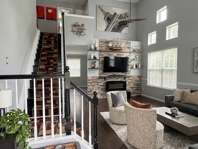 48 Forsythia Ln — Photo 3