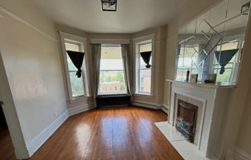 3 bed, 1100 sqft, $1,500 — Photo 4