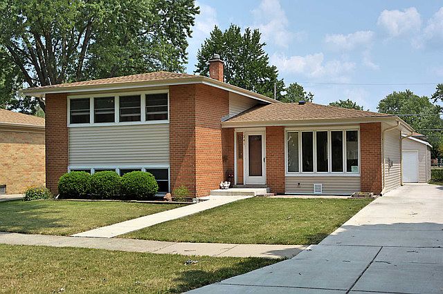 1st image of 1341 Phoenix Dr