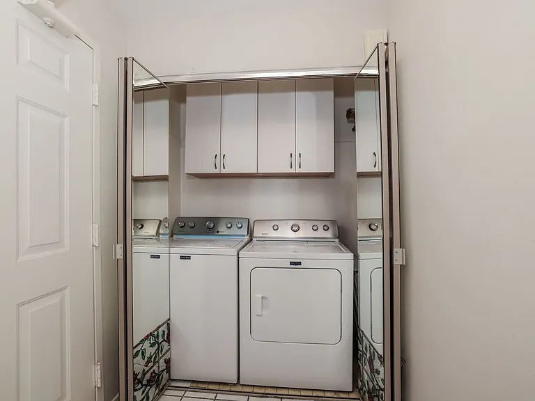 1207 Melville Sq #212 — Photo 23