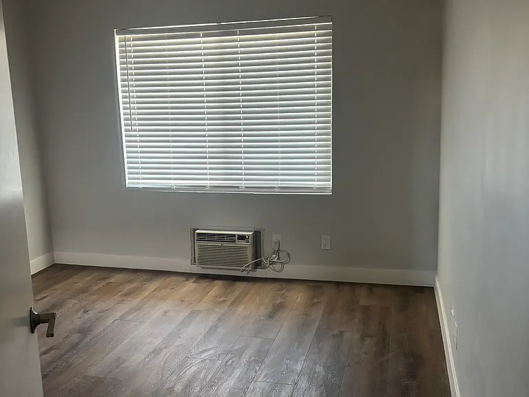 2290 S Palm Canyon Dr #118 — Photo 6