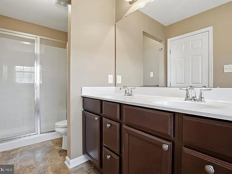 111 Sandpiper Ct — Photo 10