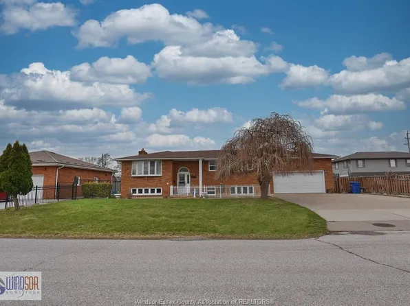 1435 Saint Clair Ave, Windsor, ON N9B 3K7