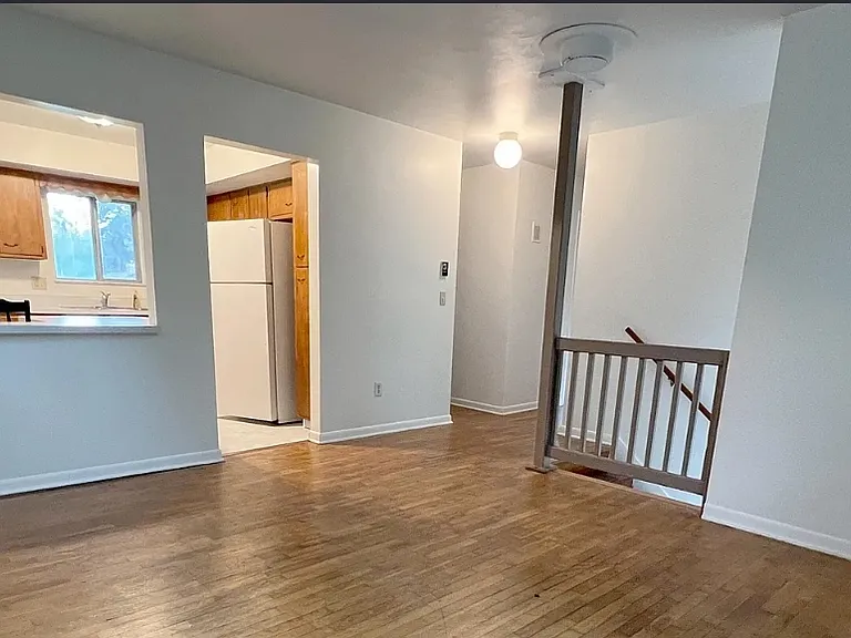 4660 Ammon Dr #4660 — Photo 3