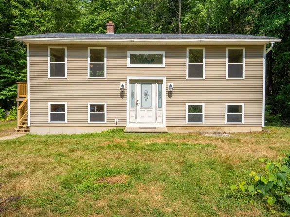 24 Crockett Road, Gorham, ME 04038