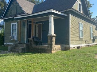 823 S 19th St, Fort Smith, AR 72901