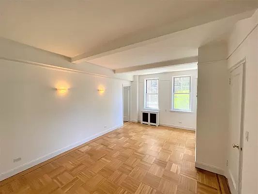 3rd image of 145 E 92nd St #E3