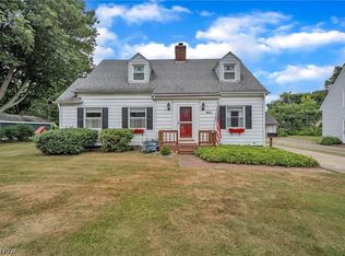 1229 Chestnut Dr, Ashtabula, OH 44004