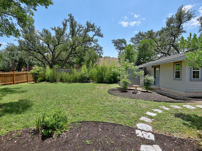 11205 D K Ranch Rd — Photo 32