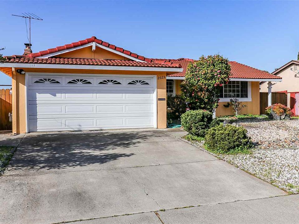 1st image of 2623 Royal Ann Dr
