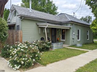 800 W Grimes Ave, Fairfield, IA 52556