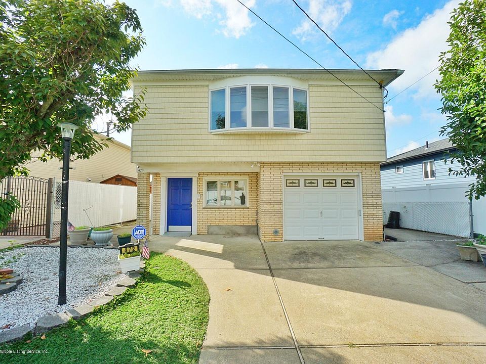 1st image of 472 Ashland Ave