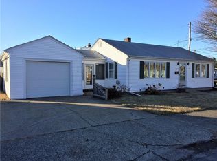 211 Annie St, Pawtucket, RI 02861