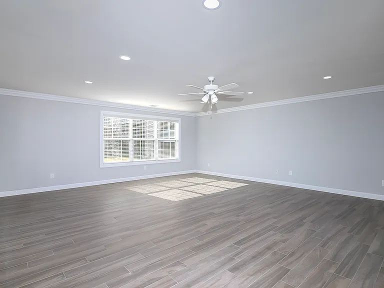Fairfield Knolls South — Photo 12