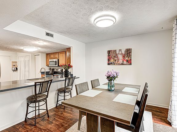 5th image of 7459 Quincy Ct