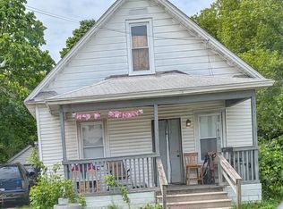 1619 Boxwood St, Saginaw, MI 48601
