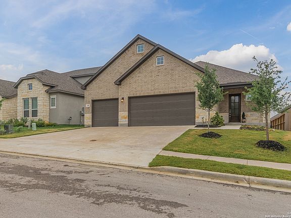 2nd image of 108 Rosanna Ridge