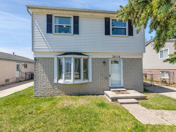 32114 Glaser Rd, Brownstown, MI 48173