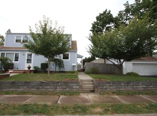 11 10th Ave, Hawthorne, NJ 07506