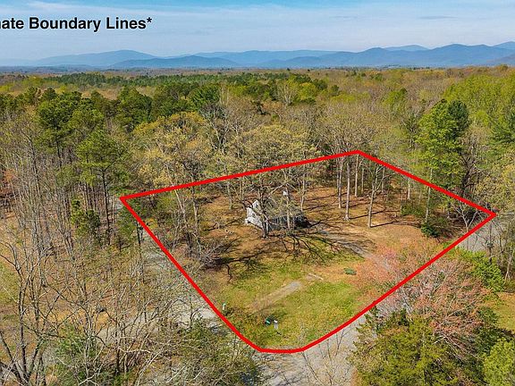 2nd image of 375 Fence Rd