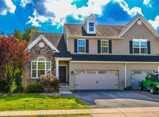 2288 Creekside Dr N, Coplay, PA 18037