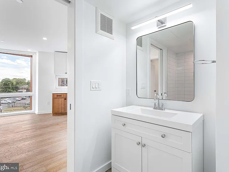 1522 Rhode Ave NE #202 — Photo 13