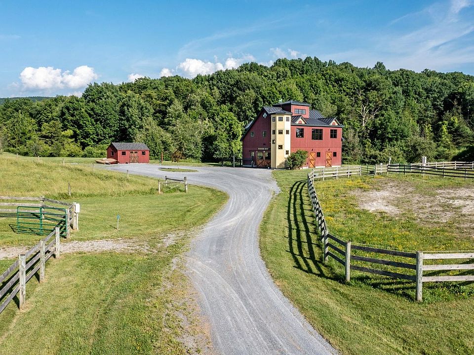 1st image of 754 Four Winds Road