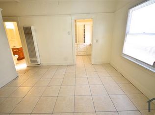 647 Linden Ave APT 7, Long Beach, CA 90802