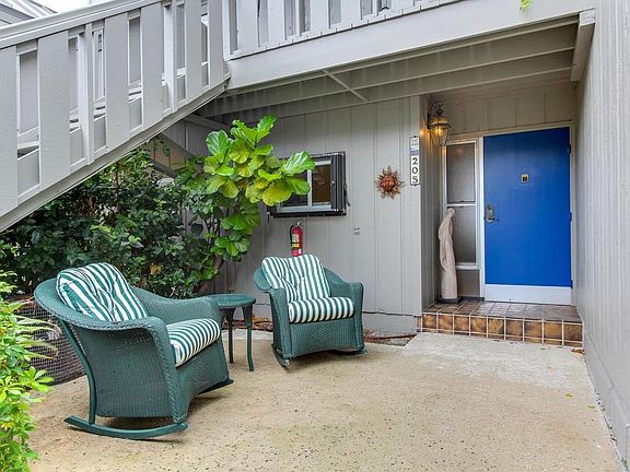 3rd image of 205 Spyglass Ln #205
