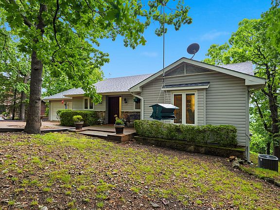 5th image of 46 Acoma Drive