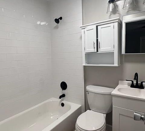 4th image of 1827 San Marco Blvd APT 2