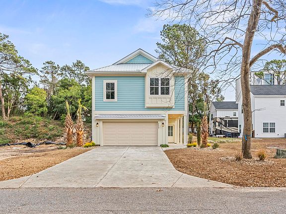 4th image of 2547 Sand Dunes Dr.