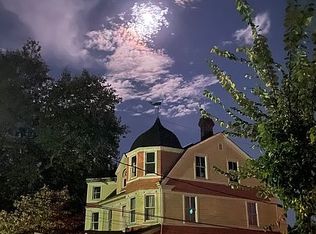 83 Shipwright St, Annapolis, MD 21401