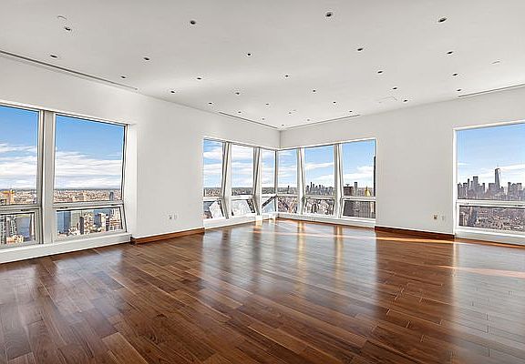 3rd image of 400 5th Ave Penthouse 1S